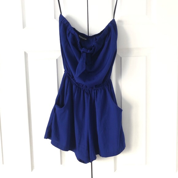 Blue sleevless Romper - Picture 3 of 11
